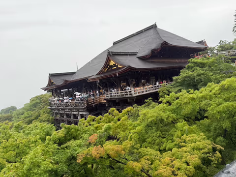 Kyoto Tour: Kenninji & Kiyomizu — Learn Hidden Stories from Your History-Geek Guide