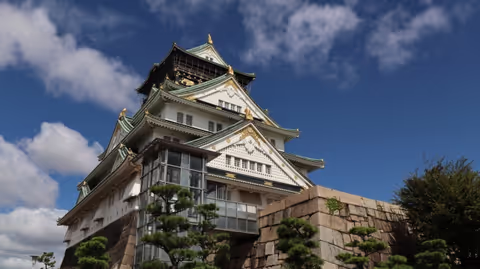 Osaka Castle Walking Tour with Golden Boat & Shrine Visit