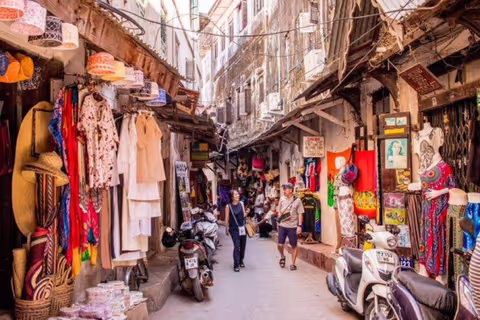 Stone Town Walking Tour: History, Culture & Spice Heritage