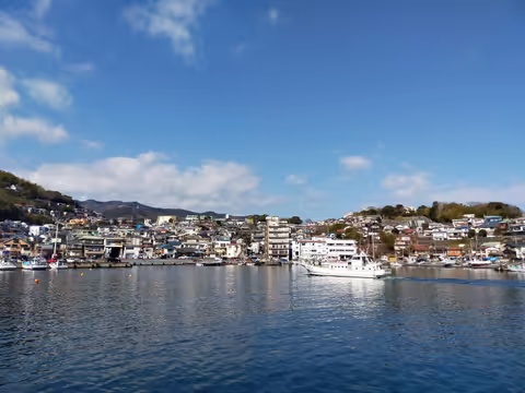 Discover Japan’s Living Landscapes: Architecture and Community in a Coastal Town ‘Manazuru’