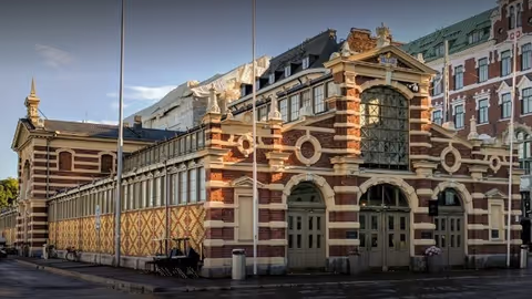 Hidden architecture gems of Helsinki walking tour