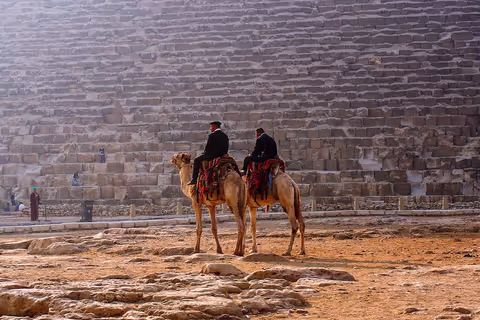 Day Tour To Pyramids, Egyptian Museum & Khan Al-Khalili