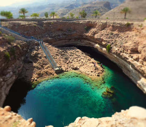 Private Tour to Wadi Shab & Bimmah Sinkhole