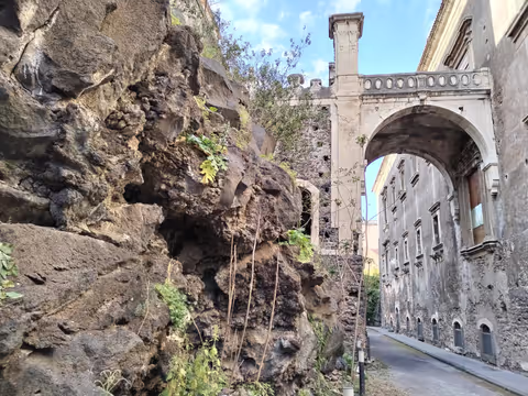 Discover the power of Etna in Catania city center!