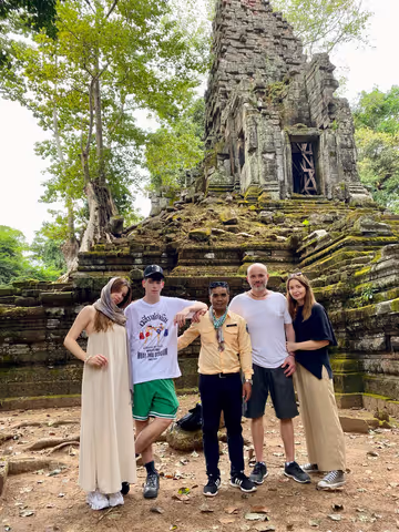 One Day Tour: Explore the most famous temples of Angkor