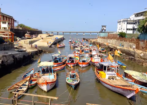 Mumbai City Drive : From Bandra to Gateway of India