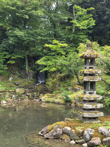 From the Garden to the Samurai