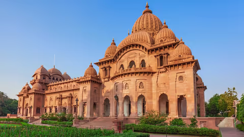 Half-day tour -North kolkata Heritage Walk with boat ride and local transport