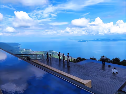 Lake Biwa Serenity Tour – Scenic Views & Hot Spring Relaxation