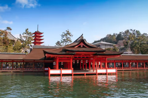 Hiroshima & Miyajima Day Trip – Stories of Peace and Spiritual Beauty