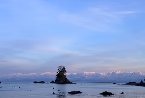 Great Historic Takaoka and Great Scenic Amaharashi Coast Trip