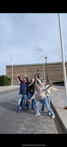 Royal Palace + Drottningholm Palace with Local (incl. entrance fees & lunch!)