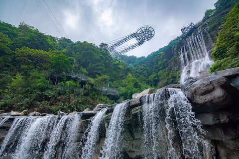 From Guangzhou to Gulong Gorge: Private Day Natural Adventure