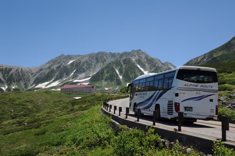 Tateyama Alpine Route Private Tour with Licensed Guide