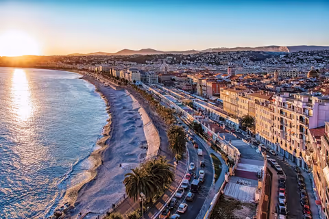 One-day luxury van excursion from Nice to Saint Tropez (up to 6pax)