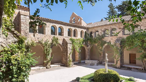 Wine tour in a luxury Mercedes van (up to 6pax)