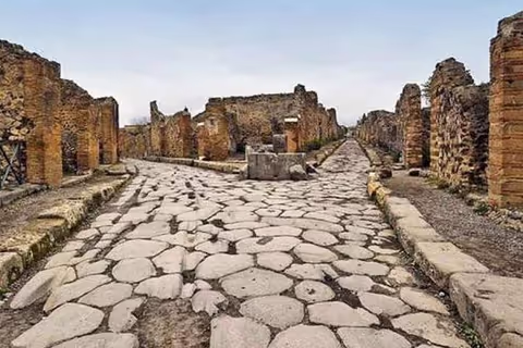 Pompeii ruins and Sorrento - FULL day tour