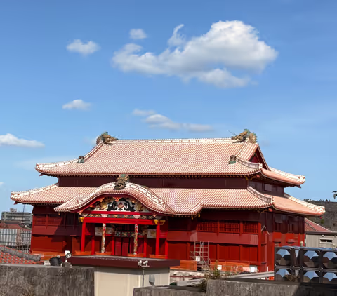 Quintessential Ryukyu Royal Tour with Shuri Castle Café Break