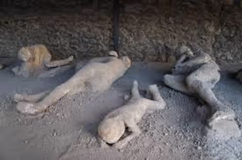 Your visit at the ruins of Pompeii - HALF DAY tour (Mercedes Van 1-8pax)