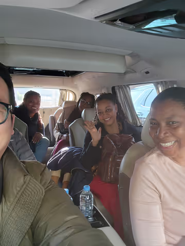 Seoul Private Vehicle & Chauffeur - 9h Custom Day with Pickup