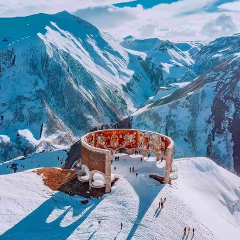 Winter Wonderland: Gudauri Ski Resort Tour (Van or Minibus 15 pax)