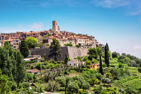 Eco-Friendly Private Tour: Saint-Paul-de-Vence, Antibes & Cannes