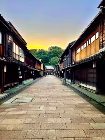 Silent Mornings of Kanazawa: Exploring Two Peaceful Geisha Districts