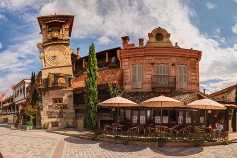 Walk Tbilisi Like a Local
