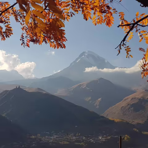 Kazbegi Tour for Nature Lovers: Mountains, Lakes & Hidden Gems