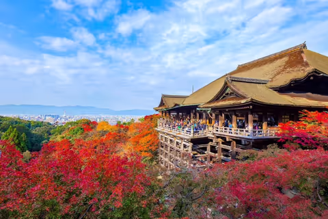 The Spirit of Kyoto: Kiyomizu temple and Hidden Gion Alleys (3 hrs)