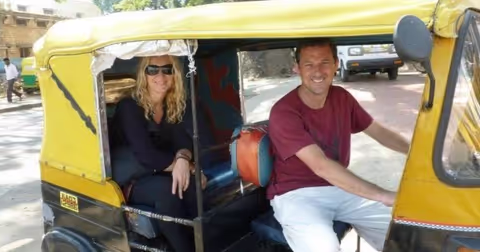 Taj Mahal Guided Tour by Tuk Tuk – Private Agra City Experience