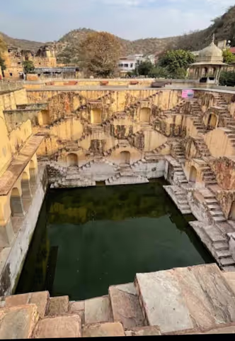 Jaipur Royal Heritage Tour – Amber Fort & Pink City by Sedan (4 pax)