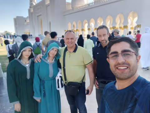 Abu Dhabi City Full-Day Guided Tour - Sightseeing and Royal Grand Mosque