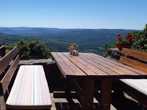 Istria Hilltop Villages & West Coast Tour: Grožnjan, Motovun & Poreč