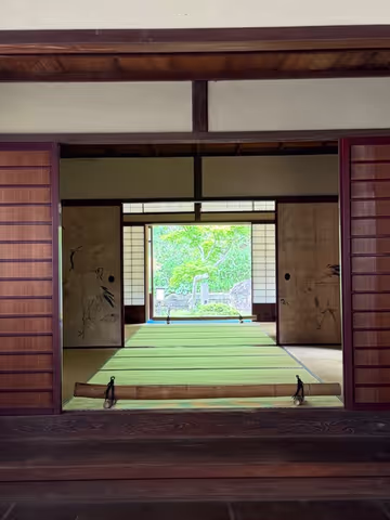 Yokohama's Dual Soul: An 8-Hour Private Journey from Western Elegance to Zen Serenity