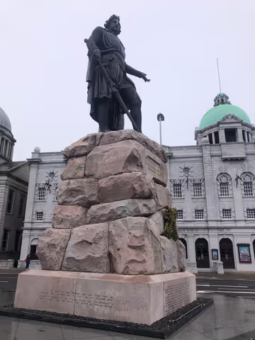 Through My Eyes Aberdeen Walking Tour