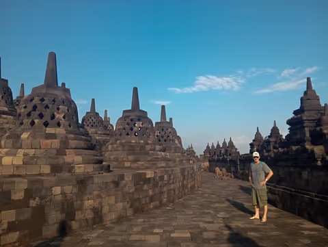 Yogyakarta : Borobudur and Prambanan Temple 10 Hours Tour WITH ENTRANCE TICKETS