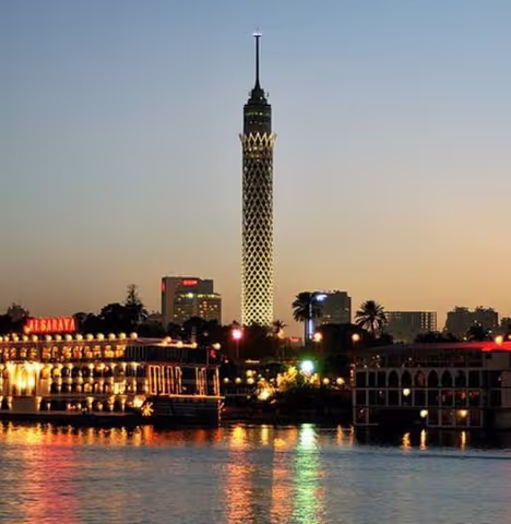 Cairo Night Tour: Nile Walk, Local Food & Khan El Khalili Experience