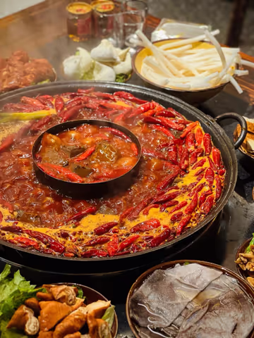 Chongqing Bites: A Local Food Adventure on Foot