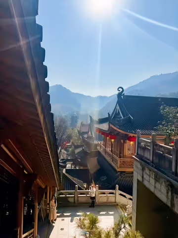 Comfort Day Tour | Temple, Longjing Lunch & West Lake Boat (Private Car)