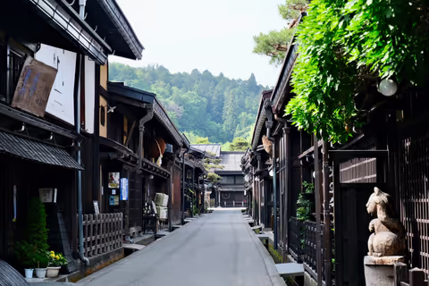 Takayama Full-Day Private Walking Tour