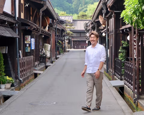 Takayama Full-Day Private Walking Tour