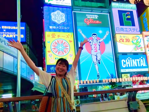 Osaka Like a Local: 8-Hour Custom Tour & Food Night