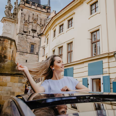Best of Prague Private Car Tour: Hotel Pickup, Castle, Charles Bridge & Old Town