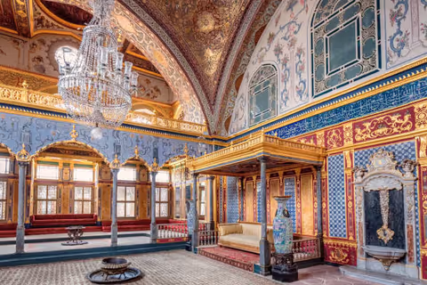The Secrets of Topkapi Palace & Harem: An Express Insider Journey with Skip the Line Tickets