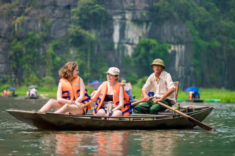 1-Day Ninh Binh Adventure: Hoa Lu – Trang An or Tam Coc – Mua Cave