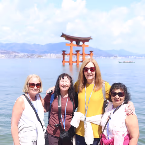 Peace and Miyajima: 2 UNESCO Sites-One Day Private Tour