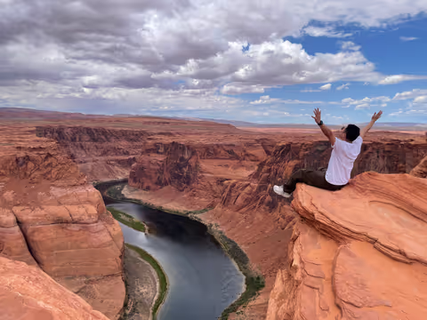 LAS VEGAS: Upper Antelope (PRIME TIME) Private Car Tour - by Minivan/Minibus