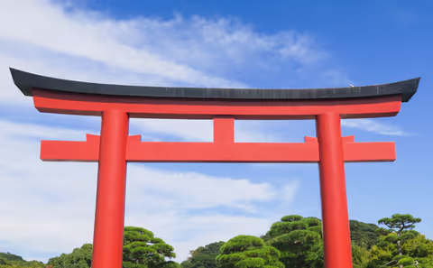 Kamakura Express: Hidden Lanes & Great Buddha Private Walk (4 Hours)