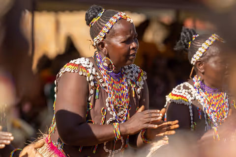 Visit Kenya: Bantu Culture, Traditions, Landscapes & local Cuisine Tasting